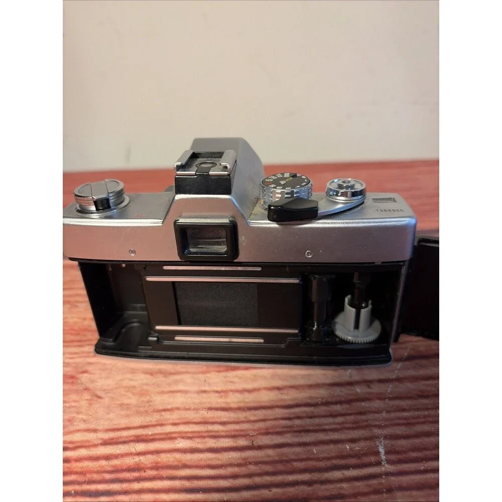 Minolta SRT 201 35mm SLR Film Camera Body Only For Parts